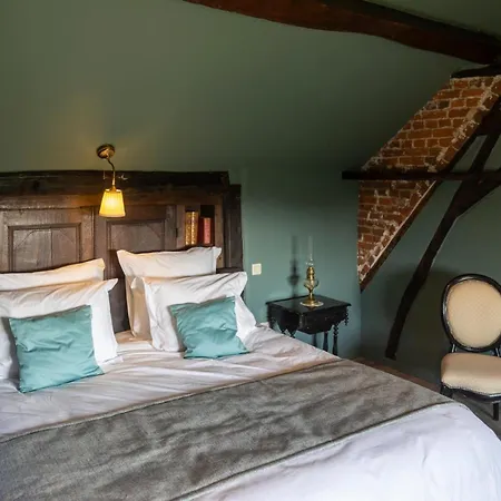 Holiday home Les Chemins De Censes Lombise