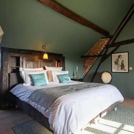 Holiday home Les Chemins De Censes Lombise