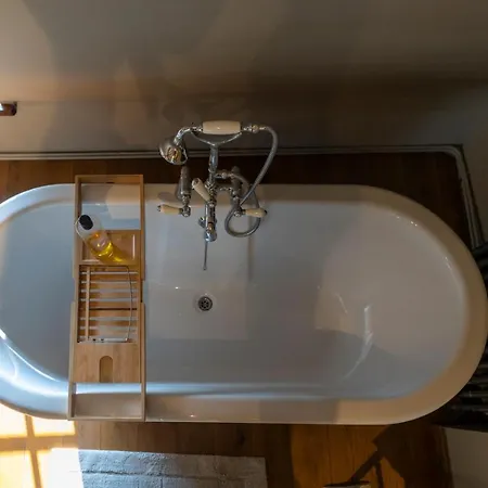 Les Chemins De Censes Holiday home Lombise